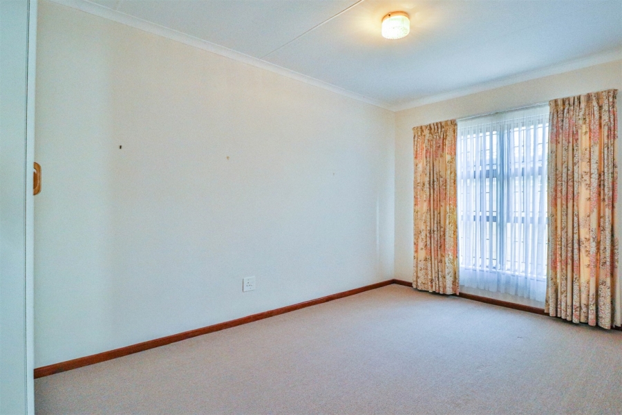 3 Bedroom Property for Sale in Reebok Western Cape